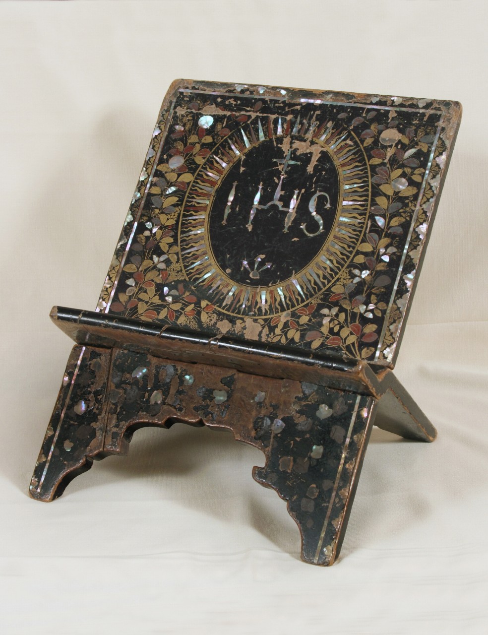 Leggio pieghevole per uso liturgico con simboli cristiani